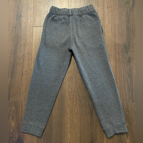 Boy’s Cat & Jack Gray Sweatpants XS 4/5 - Picture 5 of 7